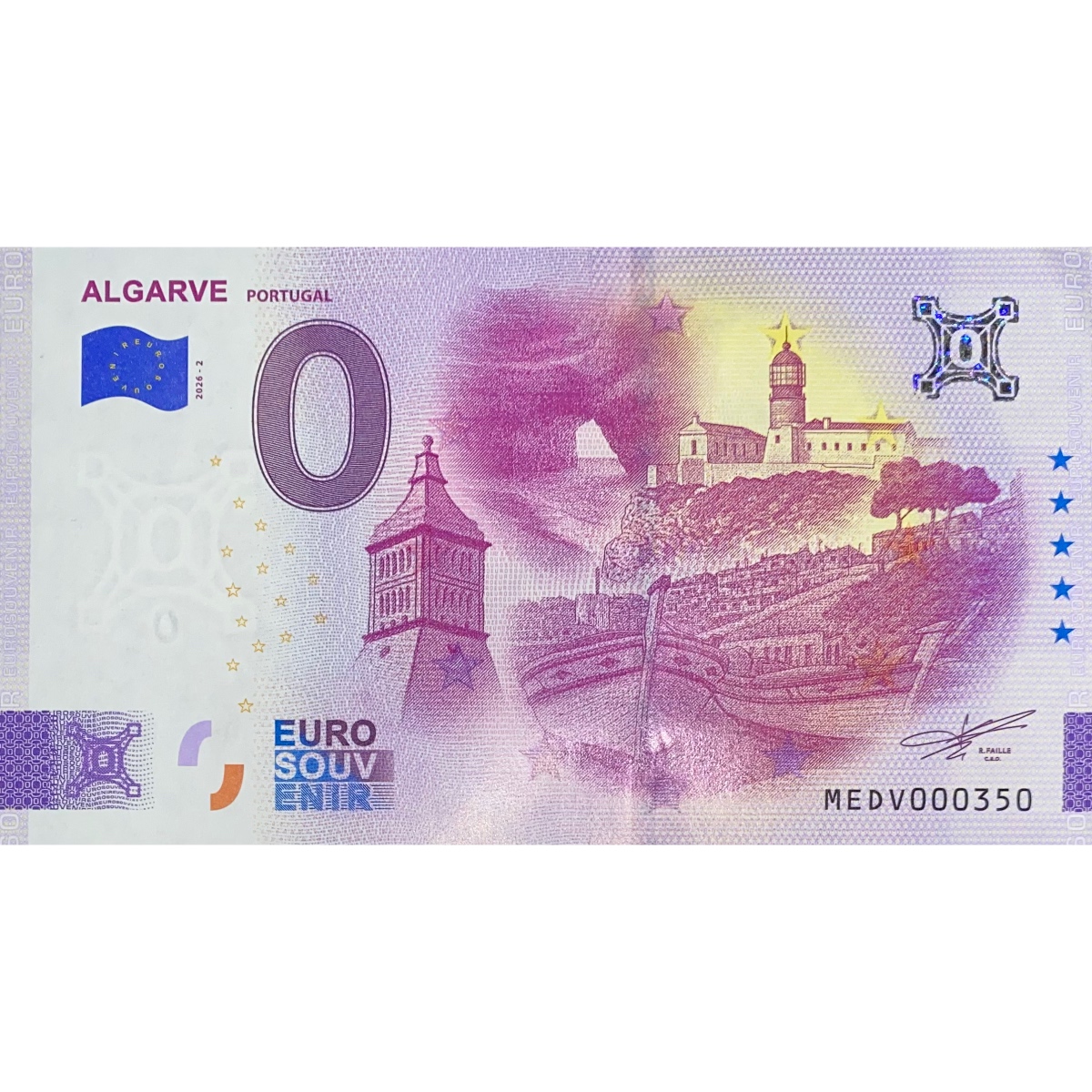 square-image-2 square-image-2